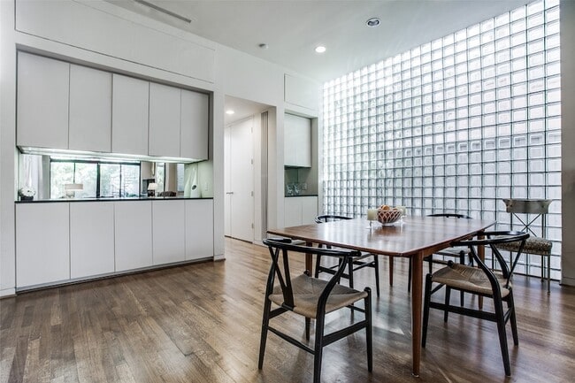 Photo - 4114 Normandy Ave