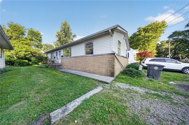 Photo - 1095 St Michaels Ave Unit 1097