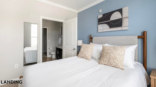 Photo - 14807 Woodland Hills Dr Unit 2202