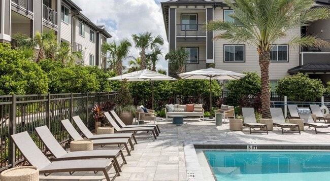 Photo - 5000 Collina Ter Unit A2