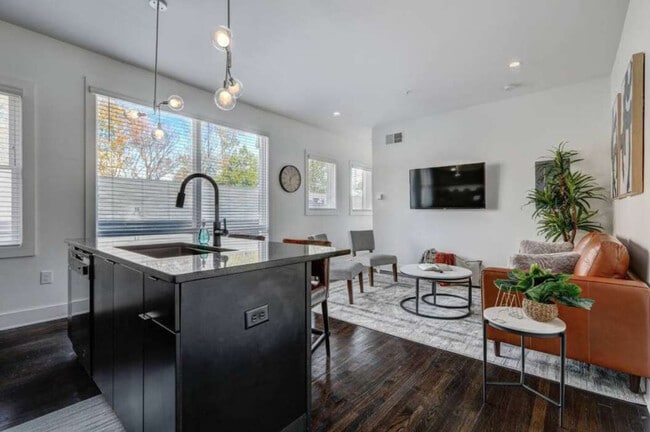 Photo - 940 Piedmont Ave NE Unit FL2-ID1356277P