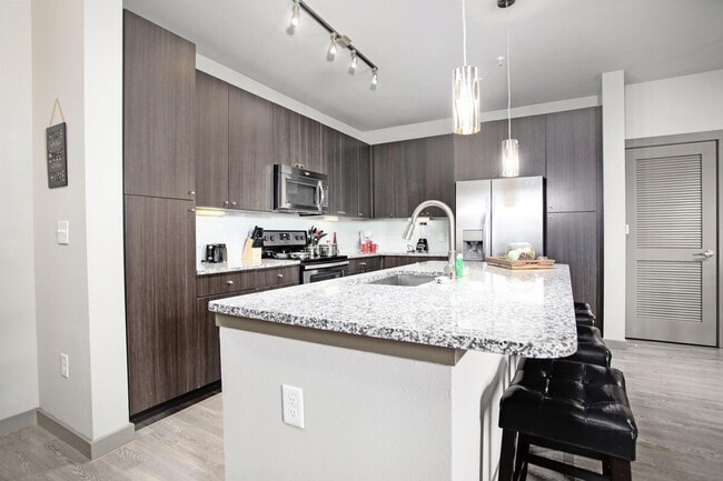 Photo - 1905 Canterbury St Unit ID1359159P