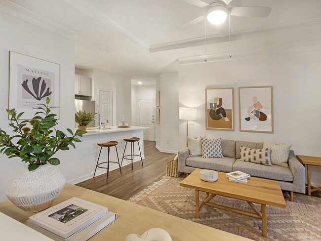 Photo - Bell Alpharetta