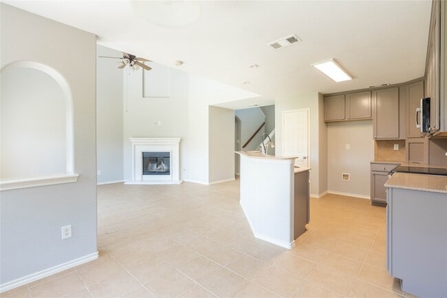 Photo - 2012 Meadow View Dr