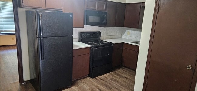 Photo - 635 Whitham Ave Unit 12