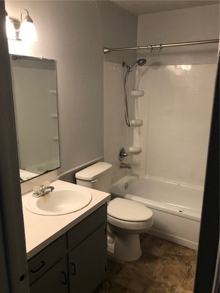 Photo - 300 E Benton St