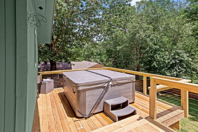 Photo - 14 Harrington Ln Unit ID1241318P