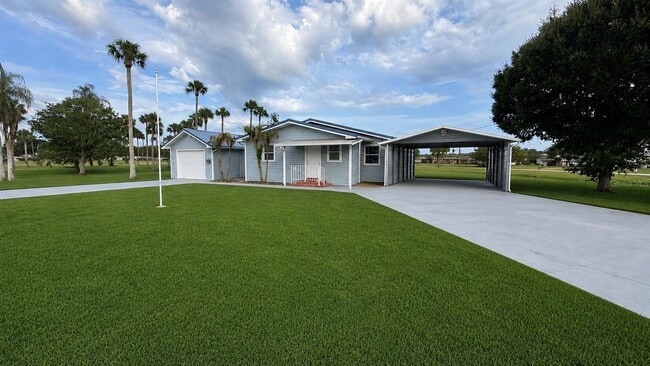 Building Photo - 1205 Lisa Ln