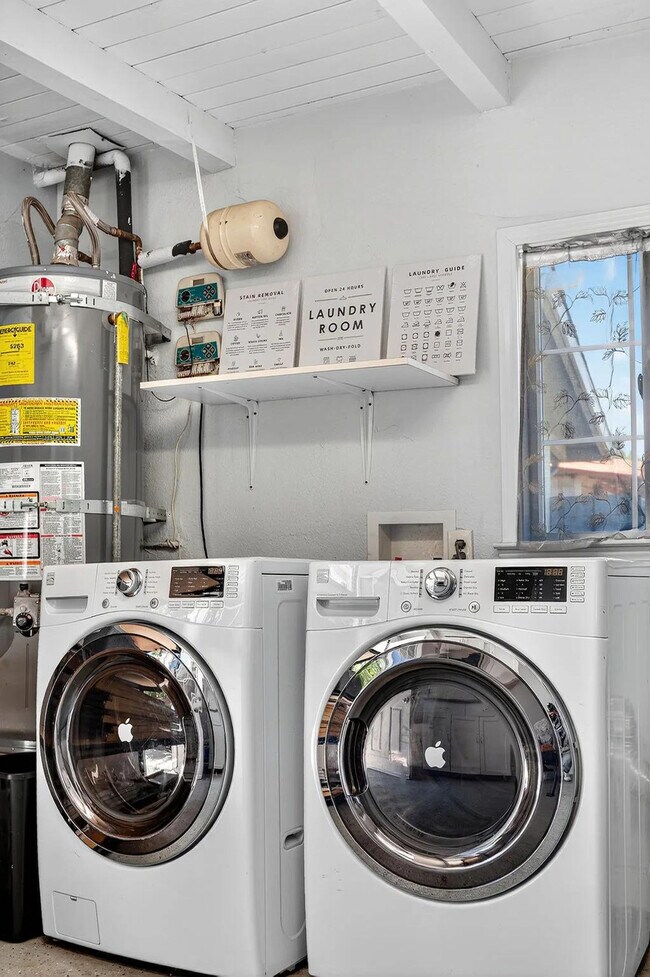 Photo - 1294-1298 Wildwood Ave Unit ID1308909P