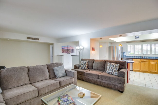 Building Photo - 5026 N Crestridge Dr Unit SI ID1545992P