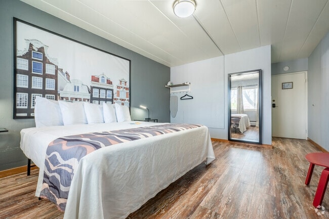 Studio, 1BA - 200SF - Bedroom/Living Room - Valued Stay Aloha