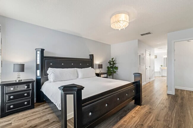 Photo - 1651 Hawkins Cove Dr W Unit SI ID1578498P