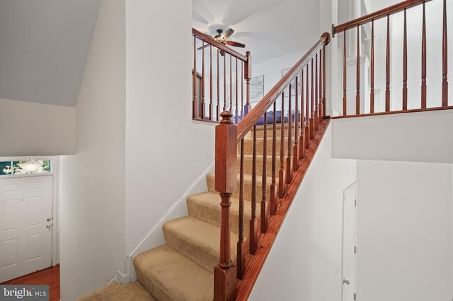 Photo - 12 Popes Creek Ln