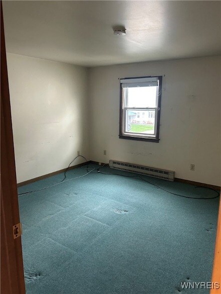 Photo - 29 Lake Ave Unit Upper