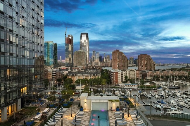 Photo - Vantage Collection