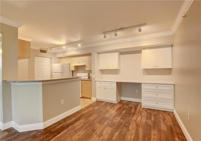 Photo - 1312 Villa Cir