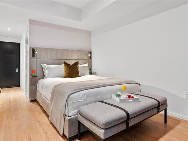 Photo - 398 NE 5th St Unit ID1250949P