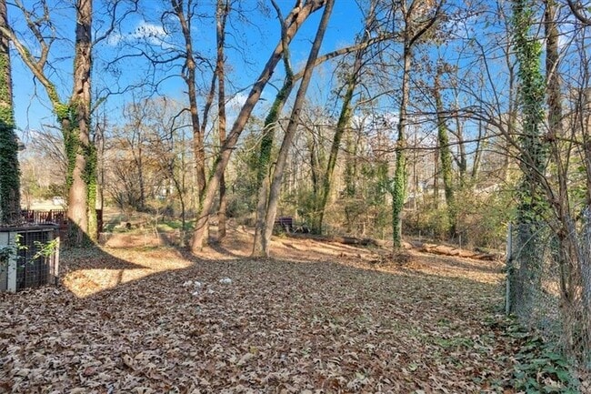 Photo - 2080 Bluffton Way