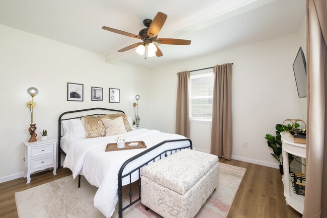 Photo - 415 Short St Unit ID1061032P