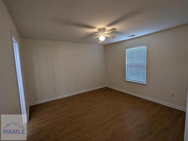 Photo - 130 Willow Oak Dr