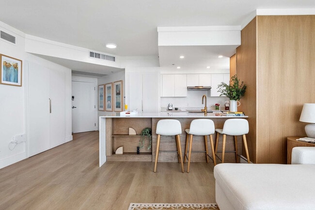 Photo - 2889 McFarlane Rd Unit ID1240574P