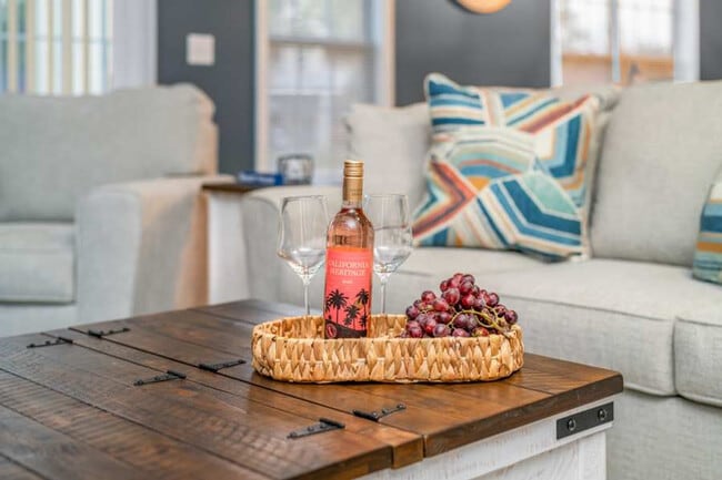 Photo - 255 Melody Gardens Dr Unit ID1284301P