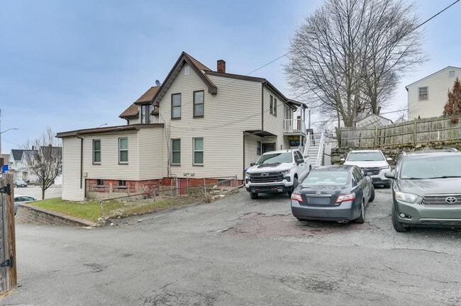 Photo - 467 Ferry St Unit SI ID1385718P