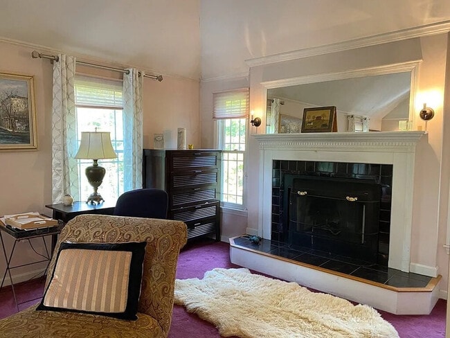 Building Photo - 340 River Rd Unit SI ID1059119P