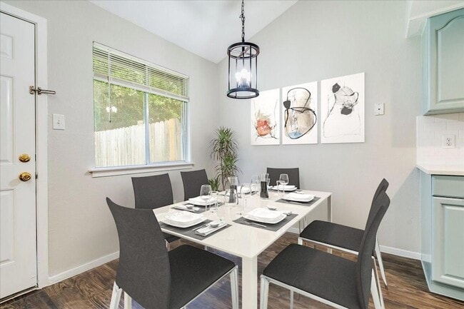 Photo - 408 Vista W Ct Unit A