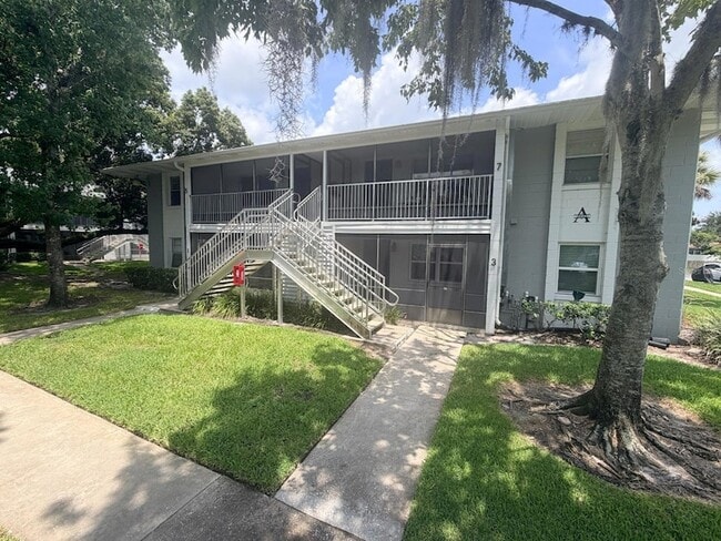 Building Photo - 700 E Airport Blvd Unit A5
