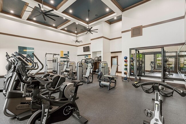 Fully-equipped fitness center with highly specialized Technogym® cardio machines - StoneLedge