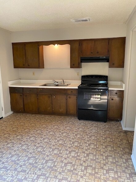 Photo - 5630 Crestwood Dr