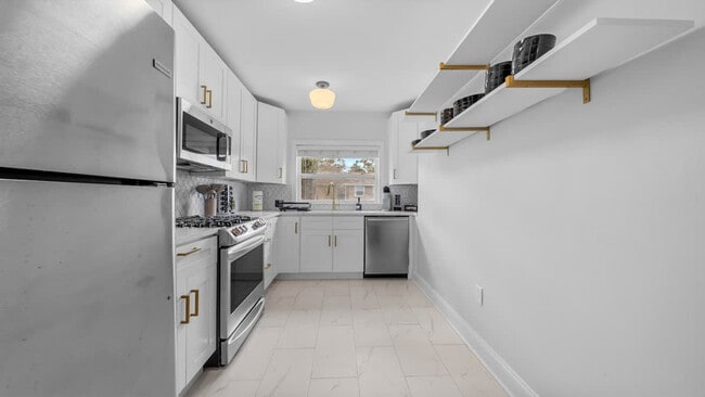 Photo - 720 1/2 W Woodlawn Ave Unit ID1271939P