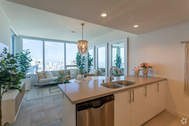 1 BR, 1 BA - 698 SF - Spire San Diego