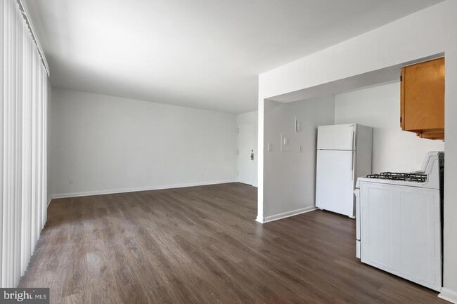 Photo - 5124 Astor Pl SE Unit 301