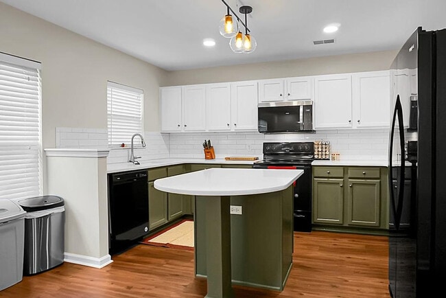 Photo - 124 Larkspur Dr Unit ID1359006P