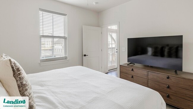 Photo - 170 Graphics Dr Unit 3306.1411347