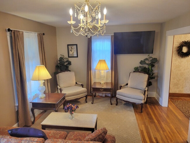 Photo - 131 Bernice St Unit SI ID1575108P