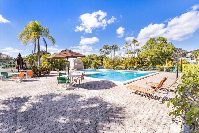 Photo - 10855 SW 112th Ave Unit 211