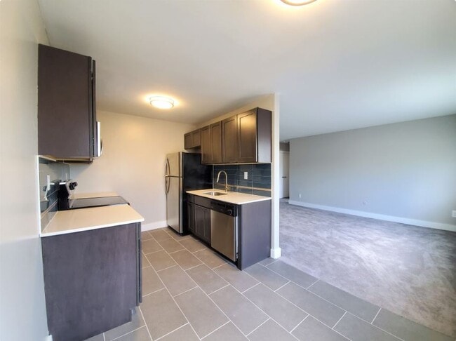 Photo - Emerson Flats