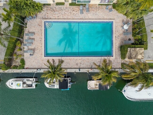 Photo - 2350 NE 135th St Unit 614