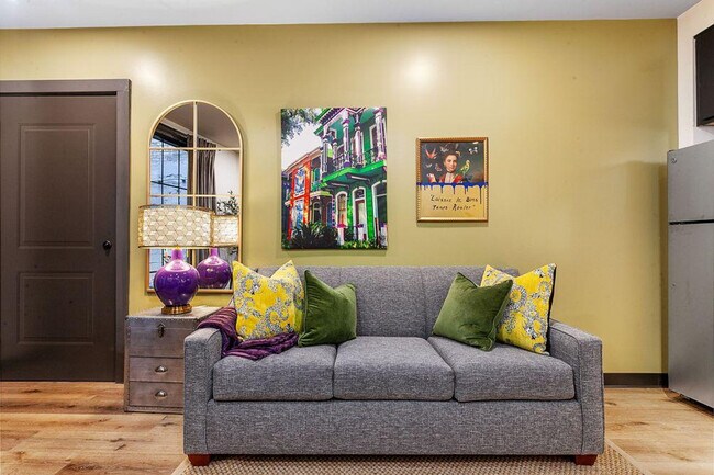 Photo - 611 Commerce St Unit ID1267073P