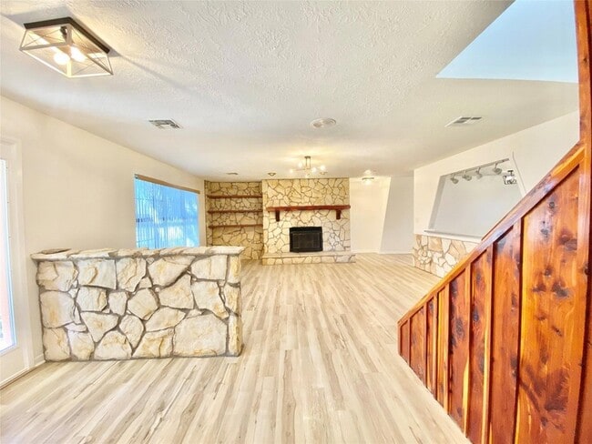 Photo - 114 Hollaway St Unit A