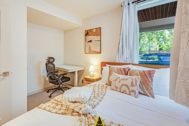 Photo - 2114 3rd Ave N Unit ID1035886P