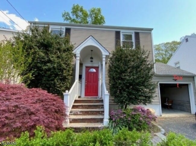 Building Photo - 40 Amherst Pl
