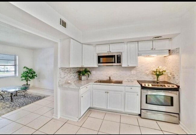 Photo - 7313 Royal Palm Dr