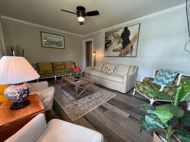 Photo - 201 E Alden Ave Unit SI ID1628644P