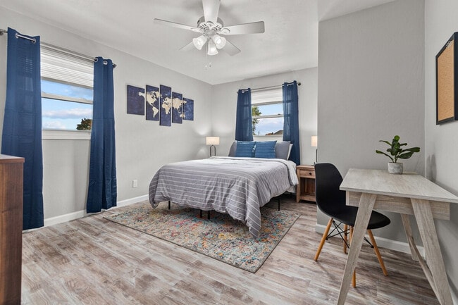 Photo - 2713 N Locust St Unit ID1296545P