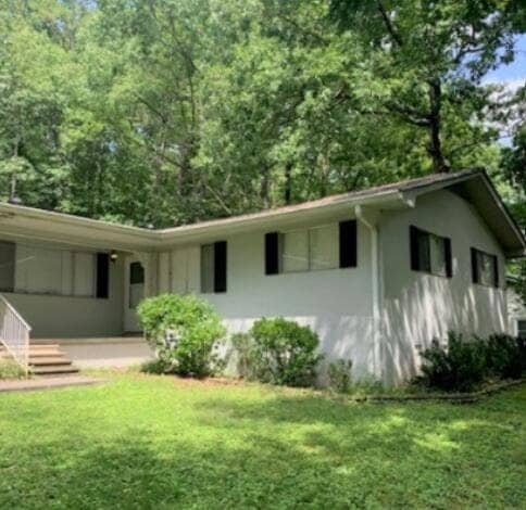 Building Photo - 3607 Woodland Dr