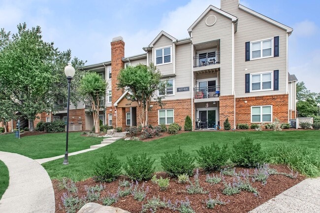 Photo - The Brixton at Loudoun